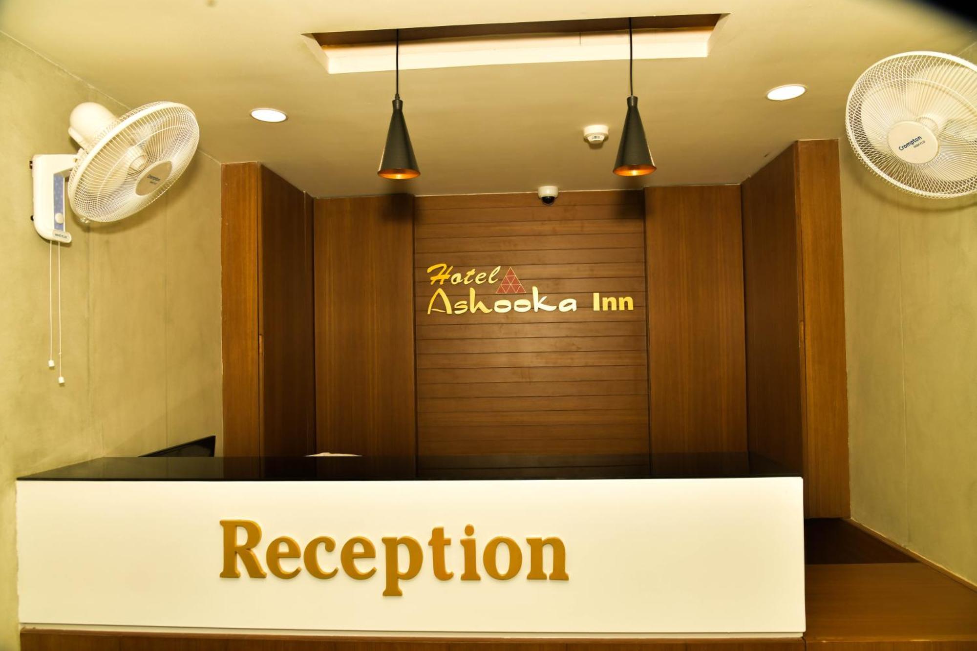 Hotel Ashooka Inn Gandhinagar Exterior photo